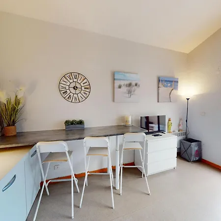 Prázdninový dům Maison Lumineuse Et Familiale A Avec Piscine Et Parking - Fr-1-785-34