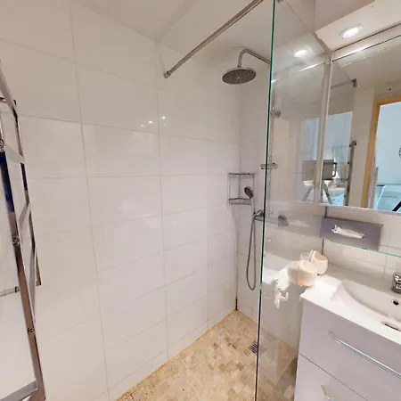 Maison Lumineuse Et Familiale A Avec Piscine Et Parking - Fr-1-785-34 Prázdninový dům