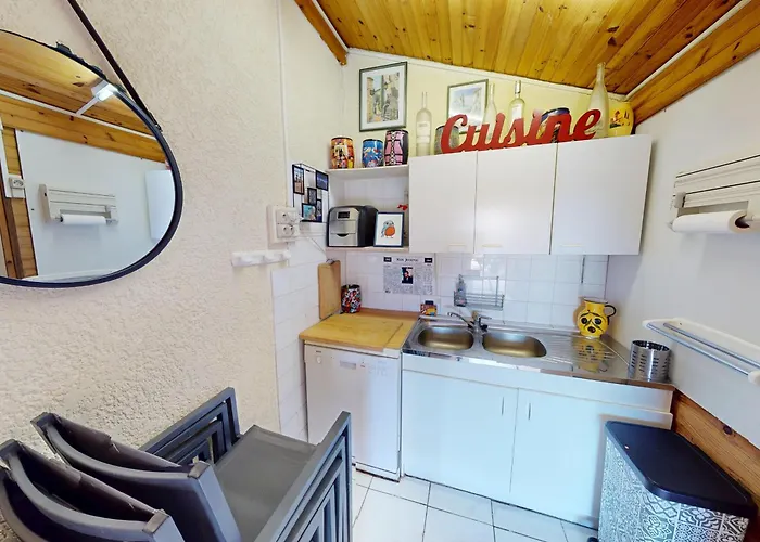 Maison Lumineuse Et Familiale A Avec Piscine Et Parking - Fr-1-785-34 Σπίτι διακοπών *