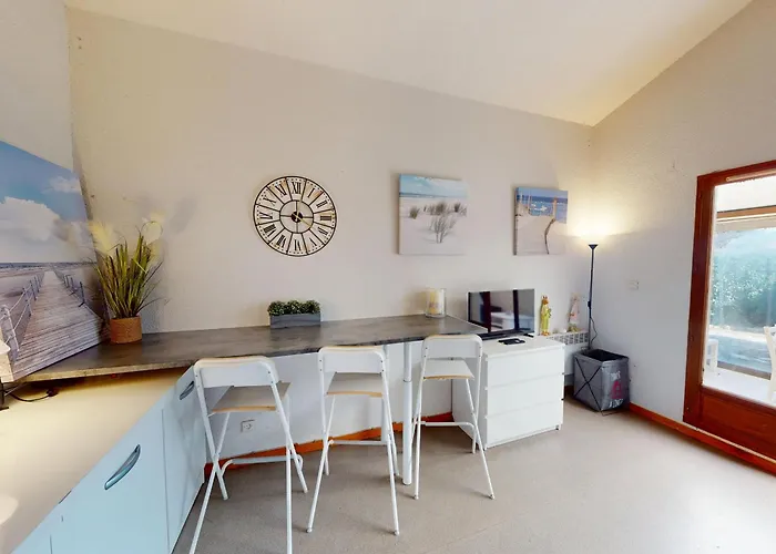 Σπίτι διακοπών Maison Lumineuse Et Familiale A Avec Piscine Et Parking - Fr-1-785-34